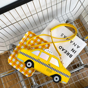 Nouvelle mode créative excentrique personnalité Simulation américaine New <span class=keywords><strong>York</strong></span> Cab PU fronde femmes sac été coton doublure motif clair - Product Image 3