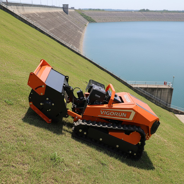 Industrial Gasoline Electric Hybrid Self Propelled Lawn Mower Rubber Tracks Heavy Duty 800MM Cutting Width Robot Mulcher Vigorun