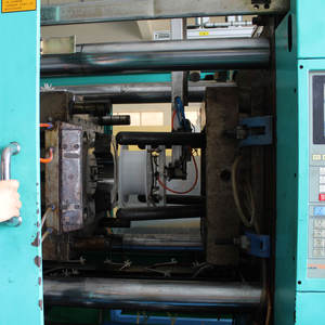 Usine de moulage par injection plastique - Product Image 6