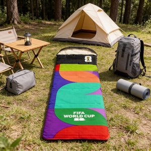 Sac de couchage à thème <span class=keywords><strong>Coupe</strong></span> <span class=keywords><strong>du</strong></span> <span class=keywords><strong>Monde</strong></span> <span class=keywords><strong>FIFA</strong></span> 2026 pour adultes – Idéal pour le camping en extérieur et les voyages sportifs – Compact et chaud - Product Image 1