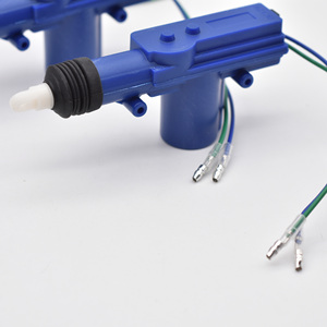 Moteur de serrure de porte universel 12V Verrouillage centralisé pour voiture 1 maître avec 3 esclaves - Product Image 3