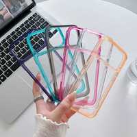 Coque de téléphone transparente en acrylique - Conçue pour offrir une protection contre les chutes pour l'iPhone 18 Pro Max.