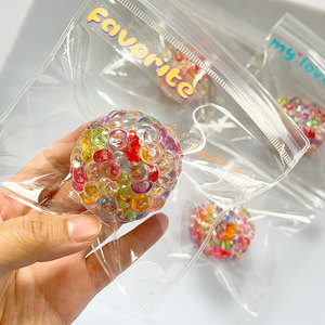 Juguete Antiestrés Creativo y Colorido con Forma de Cubo de Hielo, Bola Sonajera Hecha a Mano con Cuentas Pop para Aliviar el Estrés (Jóvenes, Adultos Mayores) - Product Image 1
