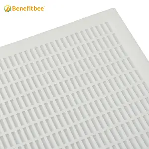 Materiale plastico paraspifferi in plastica bianca dalla fabbrica di prodotti delle api in Cina - Product Image 1