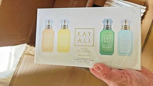KAYALI Vanilla Obsessions 4x10ml EDP Mini Set TK – <span class=keywords><strong>Parfum</strong></span> unisexe très populaire, vente en gros, style Dubaï Arabe, coffret KAYALI - Product Image 3