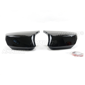 Une paire de coques de rétroviseurs latéraux pour Chevrolet Corvette C8 2020-2023, accessoires de voiture, aspect carbone noir brillant - Product Image 2