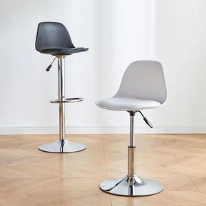 Sgabello da Bar Girevole dal Design Semplice e Moderno, Sedia Alta con Altezza Regolabile, Struttura in Metallo, Sgabelli da Bancone <span class=keywords><strong>per</strong></span> <span class=keywords><strong>Cucina</strong></span> e <span class=keywords><strong>Soggiorno</strong></span> - Product Image 3