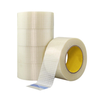 Ruban adhésif en filaments découpé à la forme avec membrane imperméable bidirectionnelle et adhésif en caoutchouc