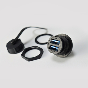 Connecteur M25 double USB 2.0/3.0 à montage sur panneau, <span class=keywords><strong>prise</strong></span> femelle double port étanche IP67 avec cache anti-poussière - Product Image 2