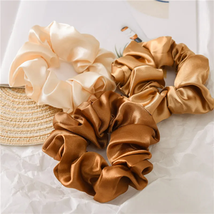 PL สายรัดผมแบบยืดได้สำหรับผู้หญิงมัดผมทำจากผ้าซาตินสีทึบ - Product Image 3