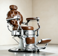 Fauteuil de barbier vintage de luxe, capitonné, marron, avec structure chromée polie, pivotant et inclinable hydrauliquement, pour salon de coiffure