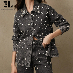 Jaqueta de Denim Personalizada LARSUR com Pérolas e Diamantes, Camisa Overshirt com Lavagem Desgastada para Mulheres - Product Image 5