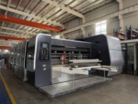 Máquina Impresora Flexográfica Automática de 4 Colores, Ranuradora y Troqueladora para Cajas de Cartón