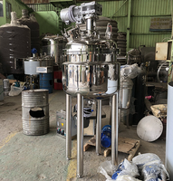 Petit réservoir de mélange sous vide liquide 316L en acier inoxydable d'usine de savon 100L avec émulsifiant de fond de réservoir à haut cisaillement