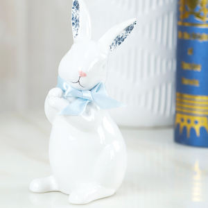 تمثال تمثال بأشكال أرنب من reديكو, تمثال تمثال على شكل أرنب من reديكو مصنوع من أجود الخامات ، مصنوع من أحجار لامعة باللون الأبيض الجذاب ، يتميز بتصميم عصري على شكل تمثال من أحجار الزيزجو الفاخرة ، كما أنه مزود بقطع زينة على شكل أرنب من أحجار الزيتية - Product Image 5