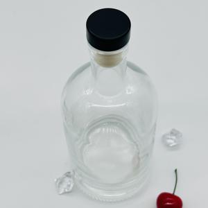 Usine de fabrication de bouteilles de vin en <span class=keywords><strong>verre</strong></span> Vodka Whisky <span class=keywords><strong>Rhum</strong></span> Bouteille en <span class=keywords><strong>verre</strong></span> de spiritueux noir clair avec liège - Product Image 3