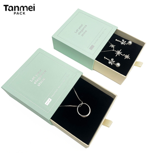 Caja de Joyería de Papel con Logotipo Personalizado para Anillos, Aretes, Pulseras, Colgantes y Collares, Empaque Premium - Product Image 1