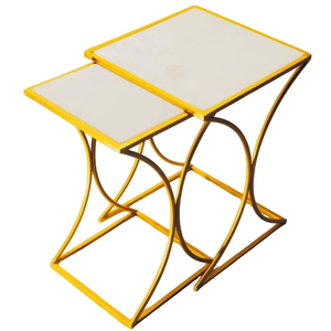Table console au design moderne avec plateau en marbre blanc, cadre en fer doré, forme carrée, légère et durable pour une utilisation en intérieur au bureau - Product Image 1