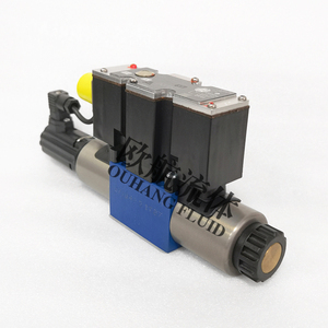 R900246793 4WREE 6 W32-22/G24K31/F1V ตัวควบคุมทิศทางแบบสัดส่วน - Product Image 1