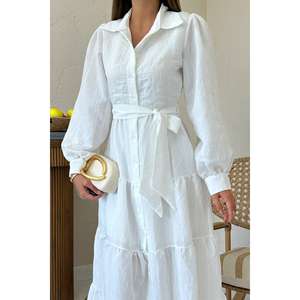 Robe chemise blanche ceinturée avec col rabattu et taille à nouer pour un usage quotidien, en tissu tissé respirant, style décontracté - Product Image 1