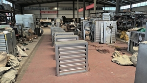 พัดลมดูดอากาศแบบตั้งพื้น Hammer รุ่น Easy Pedestal สำหรับโรงเรือนเลี้ยงสัตว์ แบบแรงเหวี่ยง ติดผนังได้ - Product Image 2