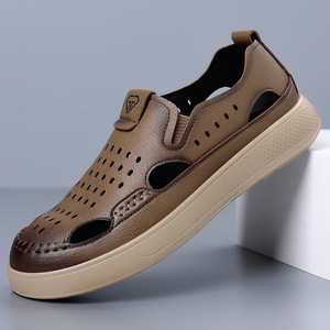 Zuecos Transpirables para Hombre, Sandalias Sin Cordones para Exteriores, Color Marrón, Suela Antideslizante, Zapatos Casuales para Personas de Mediana Edad - Product Image 1