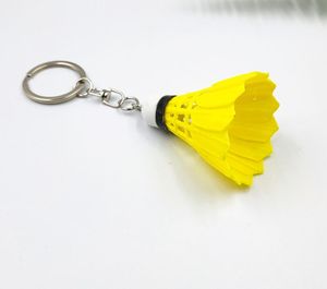 Porte-clés et breloque de sac fantaisie en forme de fausse balle de badminton en plastique, cadeau promotionnel pour le sport et la salle de sport - Product Image 4