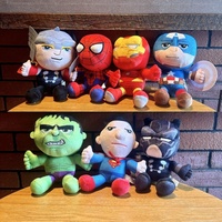 Jouets en peluche brodés en gros, super-héros d'anime Avengers Spider-Man Hulk, en coton PP ultra doux, anti-stress, styles variés
