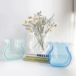 <span class=keywords><strong>Vase</strong></span> Acrylique Moderne Art Déco Petit <span class=keywords><strong>Vase</strong></span> Floral <span class=keywords><strong>Transparent</strong></span> Dessus De Table <span class=keywords><strong>Vase</strong></span> À Fleurs En Acrylique - Product Image 1