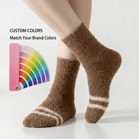 Chaussettes en polyester rayées personnalisées, douces, moelleuses, confortables, chaudes pour l'hiver, élastiques, en microfibre, duveteuses, fabricant OEM ODM