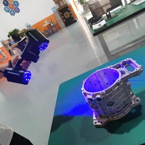 Escáneres 3D Láser para Impresión Industrial, Escáneres Portátiles de Alta Precisión con IA para Fabricantes de Automóviles - Product Image 2