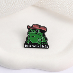 Pin de esmalte de rana vaquera de dibujos animados con diseño 'It Is What It Is', divertido humor occidental, broche de rana vaquera, insignia para mochila y solapa, regalo de joyería - Product Image 3