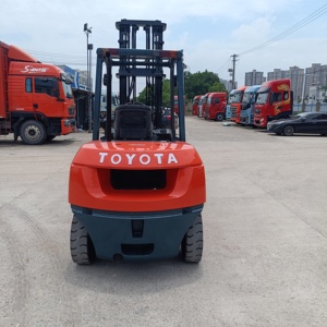 Good Condition Toyota <b>Forklift</b> 5ton Mini <b>Forklift</b> Truck Used Diesel <b>Forklift</b> 7FD50 5Tons with Original Japanese Engine - Product Image 3