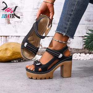 Sandales décontractées à talon épais pour femmes, semelle en PU durable, antidérapantes, en nylon, nouveau design, à talons hauts - Product Image 1