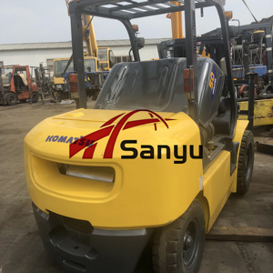 Minicarretilla elevadora diésel original de marca japonesa <span class=keywords><strong>Komatsu</strong></span> <span class=keywords><strong>5Ton</strong></span> 3Ton 2Ton con posicionador de horquilla y palanca de cambios lateral, almacén, trabajo agrícola - Product Image 2