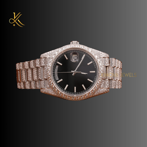 Reloj de diamantes Moissanite atemporal para mujer con características de lujo de diseño elegante e impresiones duraderas de artesanía superior - Product Image 5