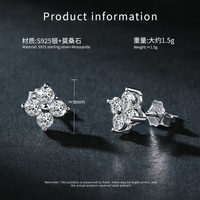 Anting-anting bunga semanggi empat daun berbahan perak S925 dengan moissanite untuk wanita, siap kirim, perhiasan pernikahan