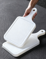 Planche à découper en plastique HDPE multi-usages OEM, assiette alimentaire, antibactérienne, écologique, durable, antidérapante, légère, 1,5 cm, ustensiles de cuisine