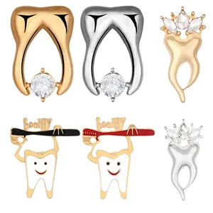 Dentistry Tooth Medical Brooch Pins Metal Lapel Pins Badge Jewelry Accessories Inlaid Crystal Printing Zinc Alloy Love Trendy