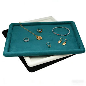 Contenedor de Joyería Premium de Boutique, Bandeja Rectangular para Anillos de Microfibra de Terciopelo Verde para Exhibición en Tiendas - Product Image 4