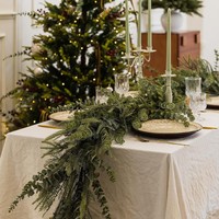 LINGKAI Garland Pinus Norfolk Buatan Sentuhan Alami Garland Cedar Hijau Dekorasi Natal untuk Meja dan Perapian
