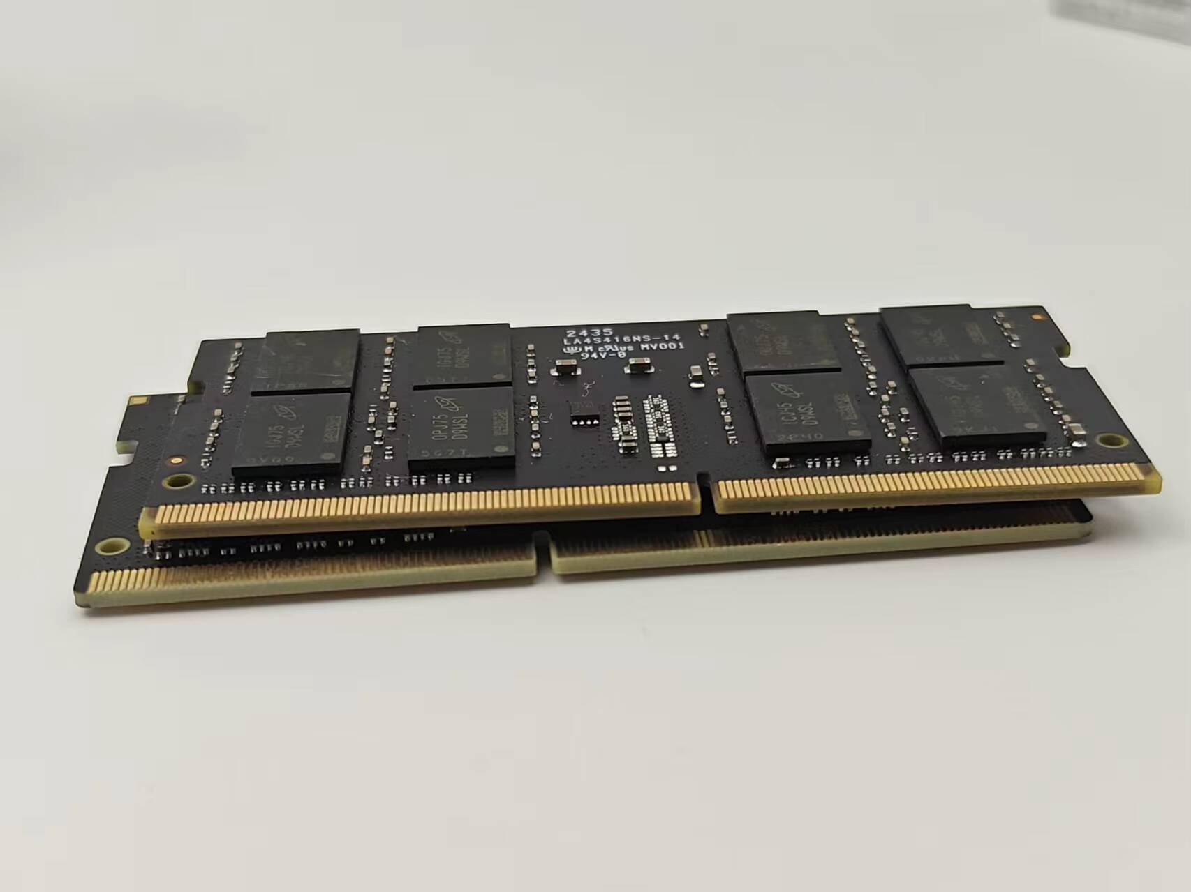 16 GB