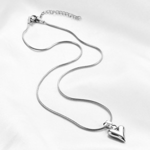Ensemble collier et boucles d'oreilles en forme de cœur pour femmes, bijoux à la mode en alliage de Zinc, 17Mm 15Mm, occasion cadeau - Product Image 3