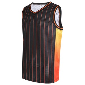 เสื้อยืดแขนสั้น โพลีเอสเตอร์ 100% ระบายอากาศ แห้งเร็ว ป้องกันรังสียูวี ไซส์ใหญ่ พิมพ์ลายแบบรีดร้อน ขายส่ง ปรับแต่งได้ตามต้องการ แบบซับลิเมชั่น สำหรับทุกเพศ - Product Image 1