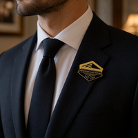 Broche en émail personnalisée OEM, insigne métallique gravé avec logo, broche commémorative de marque, objet de collection, vente en gros, cadeau d'anniversaire pour employé
