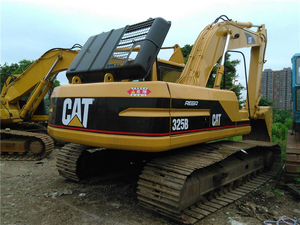Excavatrice d'occasion Caterpillar 325B 325BL en bon état de fonctionnement, moteur Cummins, boîte de vitesses, roulement, godet de 1,7 m, poids opérationnel de 25 tonnes - Product Image 2