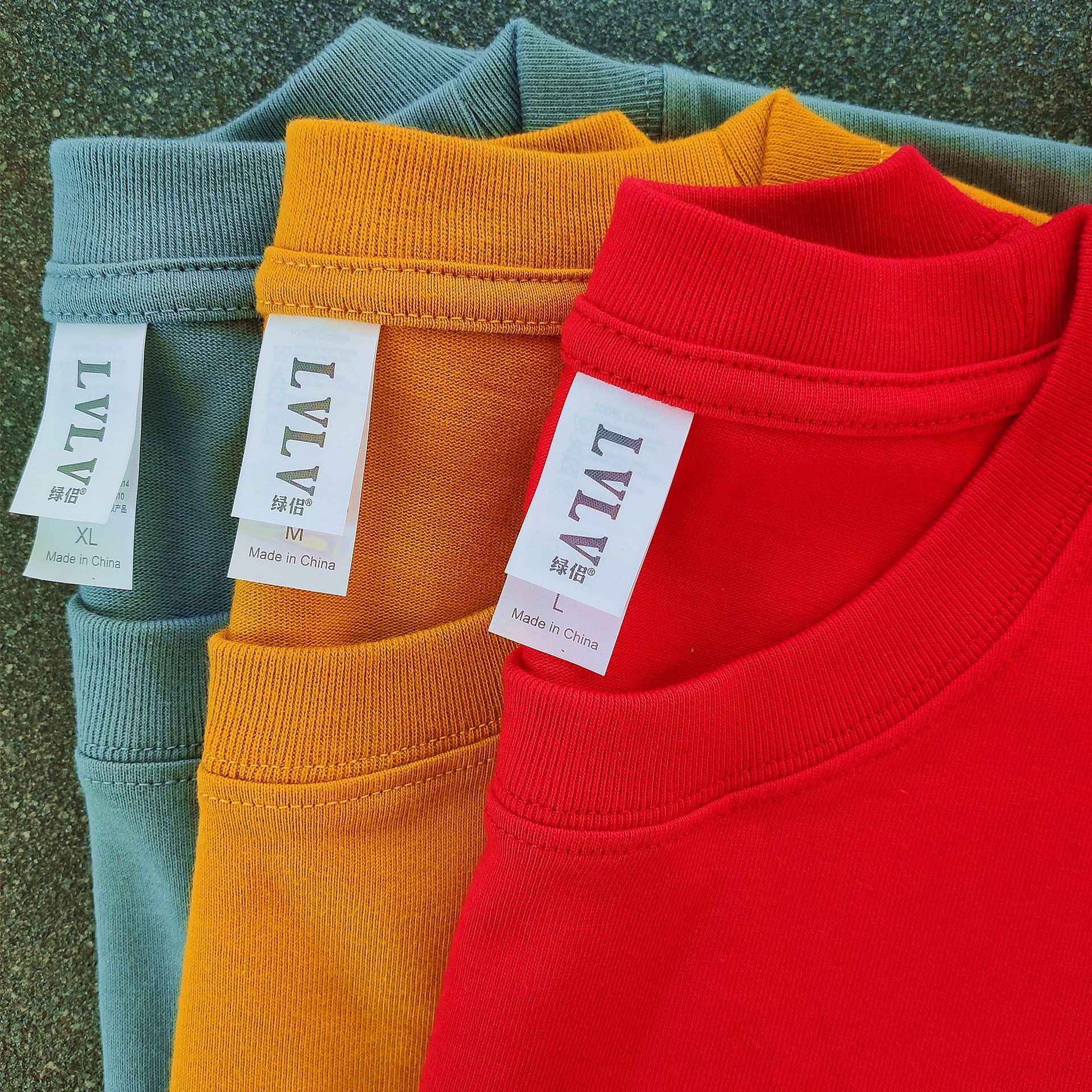 Обслуживание OEM изготовленный на заказ логотип 240gsm Мужская плотная футболка 100% хлопковая свободная футболка для мужчин