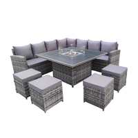 Ensemble de meubles de jardin moderne et luxueux avec table et chaises pour terrasse et foyer extérieur
