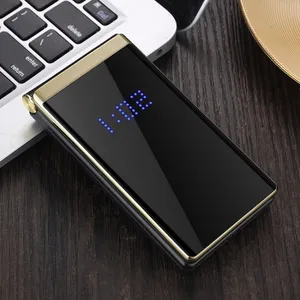 价格便宜的Mafam F120翻盖手机2.4英寸5800毫安电池双卡大钥匙家庭号码手机
