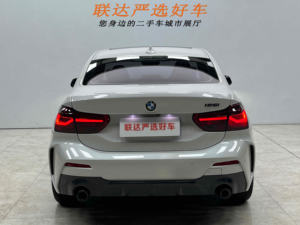 Vente en gros <span class=keywords><strong>2022</strong></span> <span class=keywords><strong>BMW</strong></span> Série 1 125i M 2.0T FWD Sièges en cuir foncé Voitures d'occasion Vente de Chine - Product Image 6